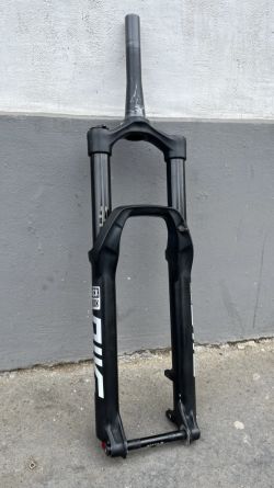 Rock Shox pike 27,5” boost 160mm