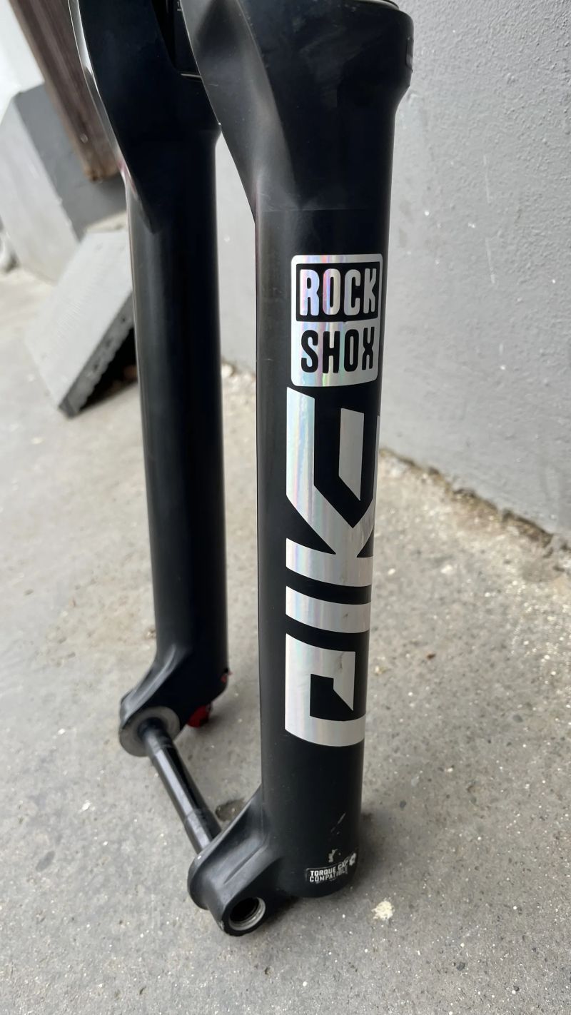 Rock Shox pike 27,5” boost 160mm