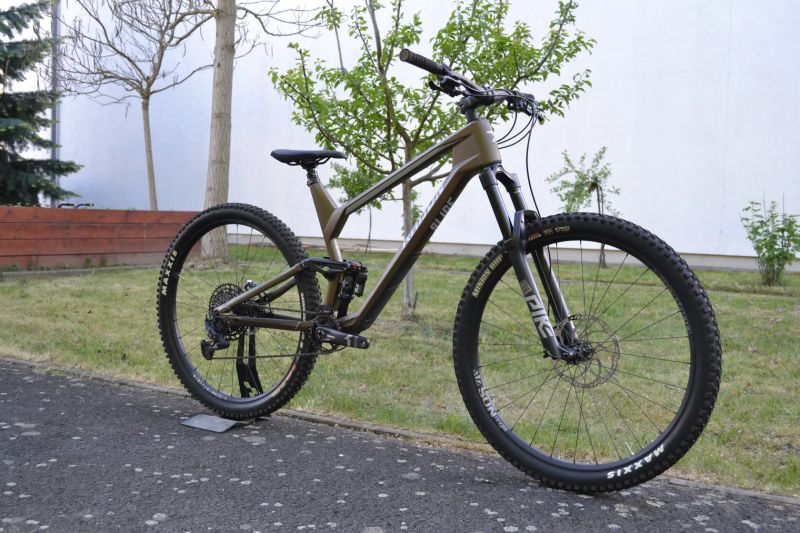 Radon Slide Trail 8.0 Carbon (XL) zdvihy 150/150 mm