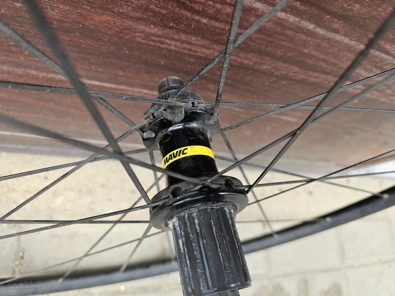Mavic aksium elite ust