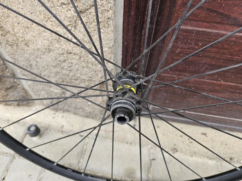 Mavic aksium elite ust