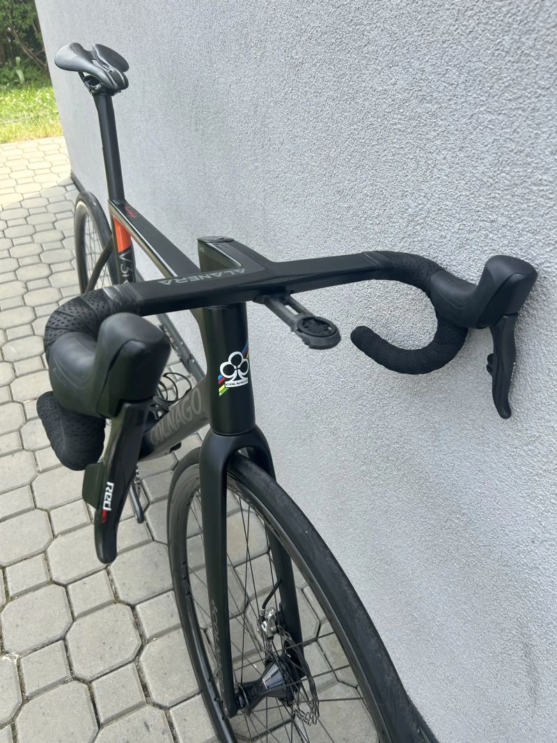 Colnago V3Rs - SRAM Red eTap, Campagnolo Bora Ultra WTO 33, minimálně jeté, 6,6kg