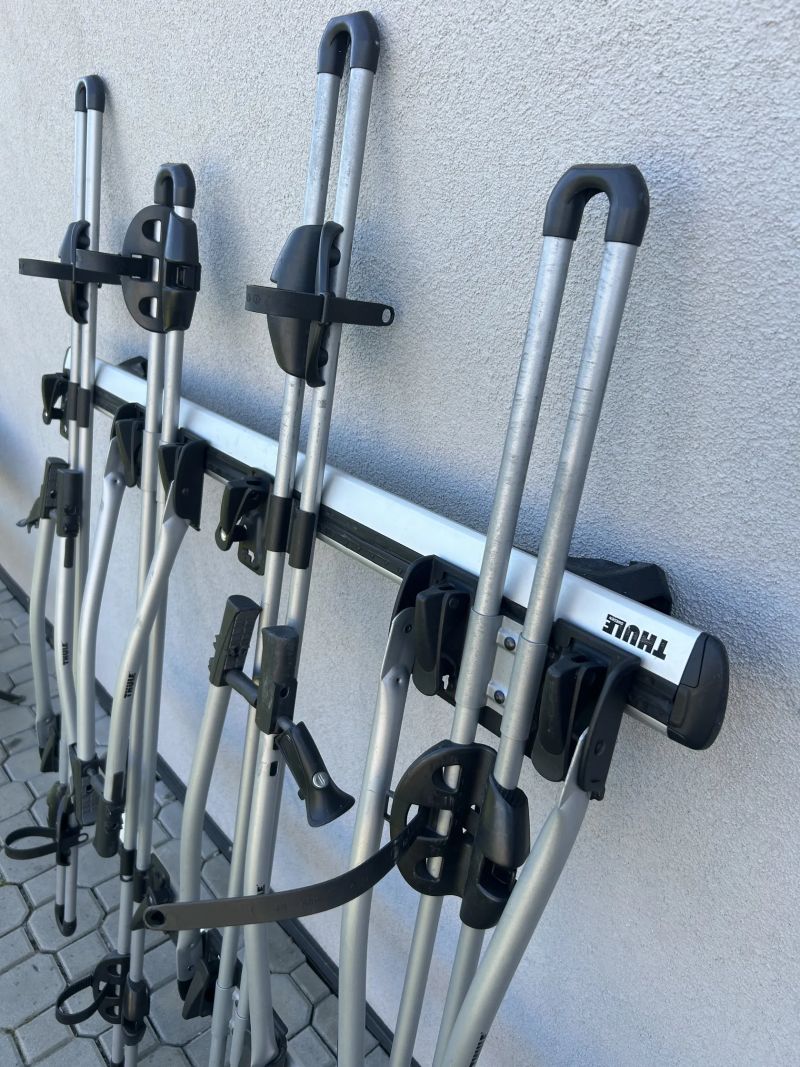 Příčníky Thule WingBar Evo 118 + 4× nosič Thule FreeRide 532