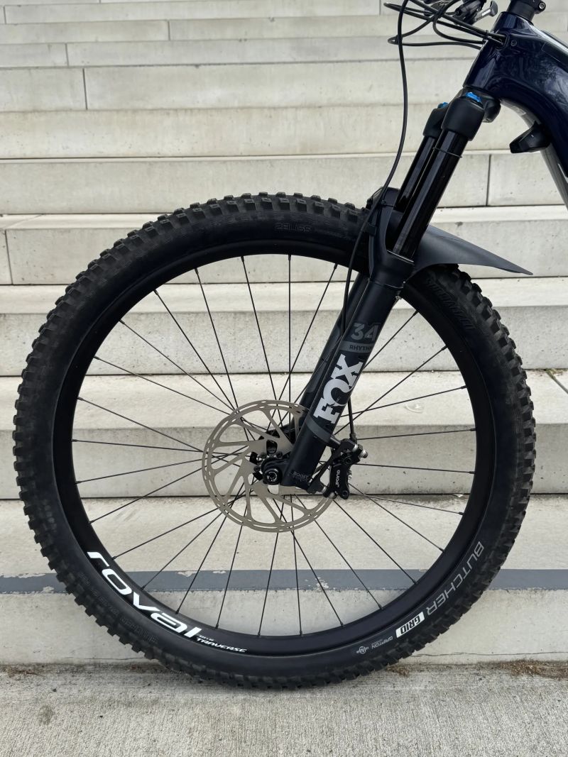 Specialized Turbo Levo, velikost M, 29“