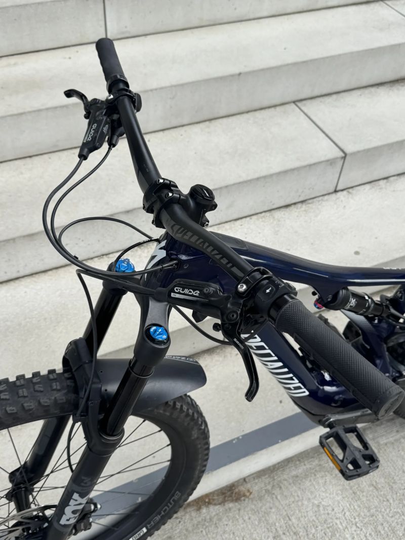 Specialized Turbo Levo, velikost M, 29“