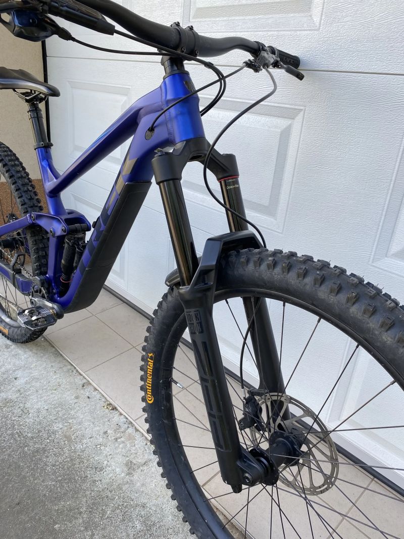 Trek Slash 8