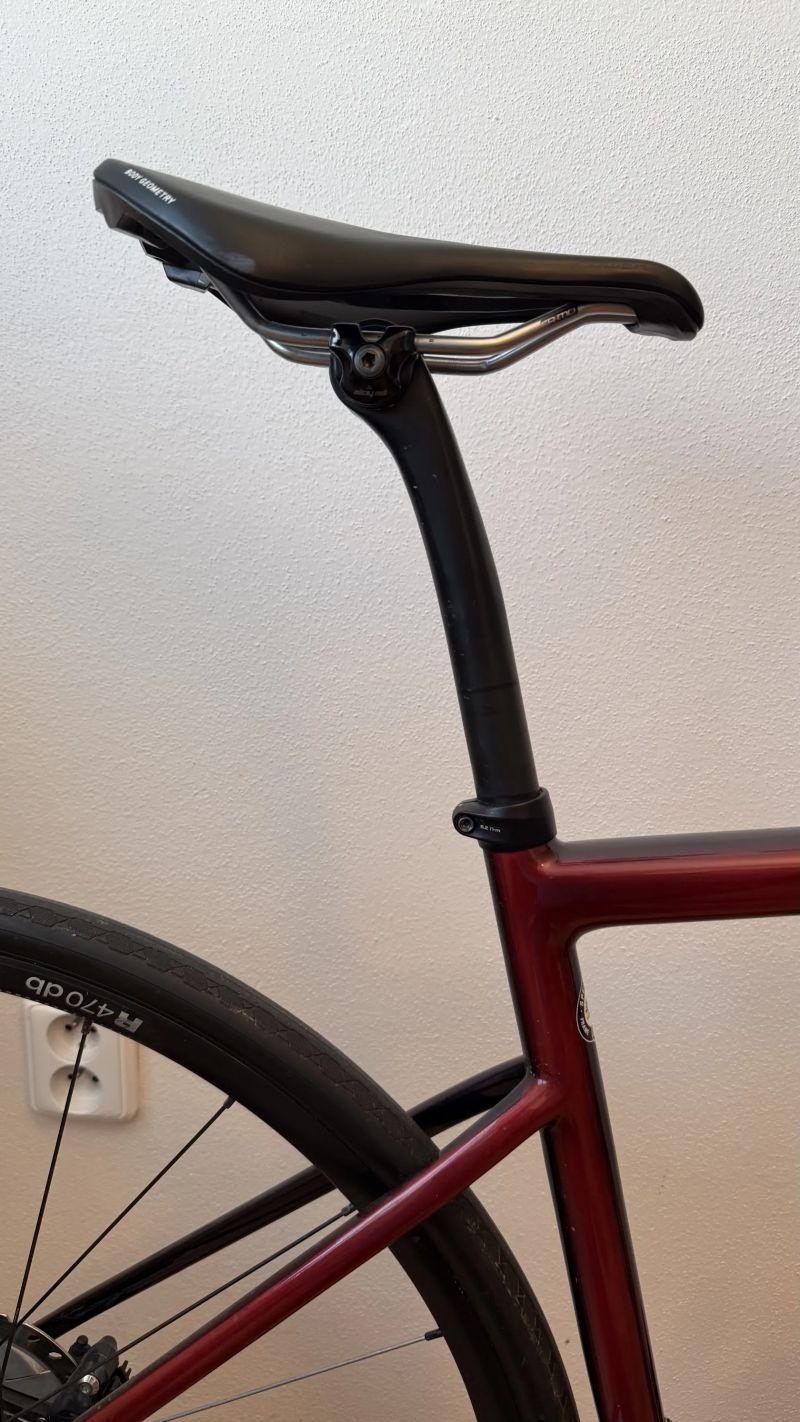 Specialized TARMAC SL6 Disc Comp DI2