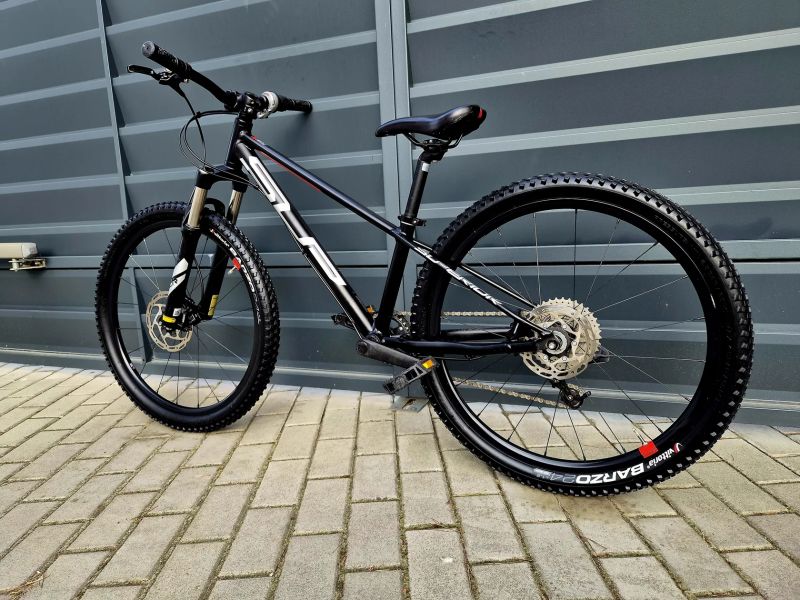 (95) Dětské lehké kolo Sup Air 24" 10,2kg
