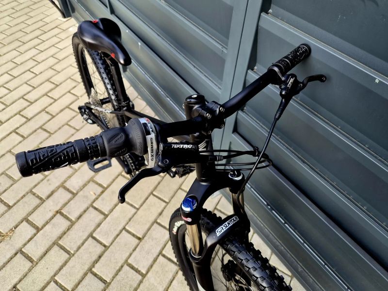 (95) Dětské lehké kolo Sup Air 24" 10,2kg