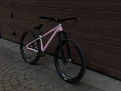 Specialized P.3 / pink / Industry Nine