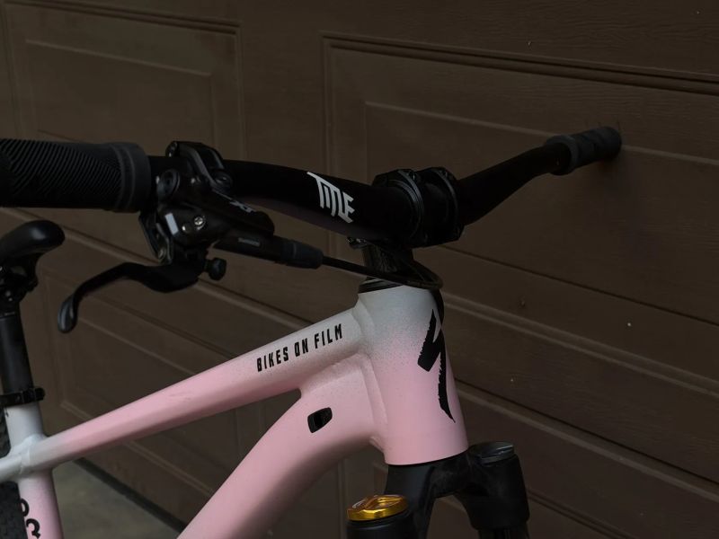 Specialized P.3 / pink / Industry Nine