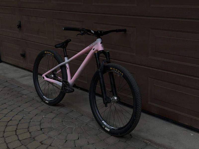 Specialized P.3 / pink / Industry Nine