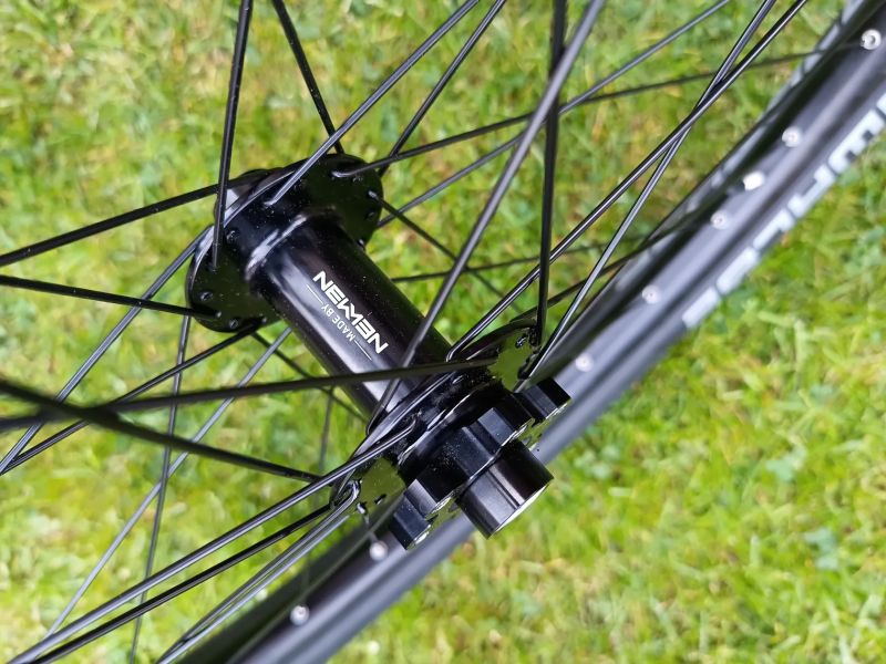 Zapletená kola 29“