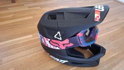 Dětská integrální helma LEATT MTB 1.0 GRAVITY JUNIOR vel. XXS (51-52cm) s brýlemi FOX