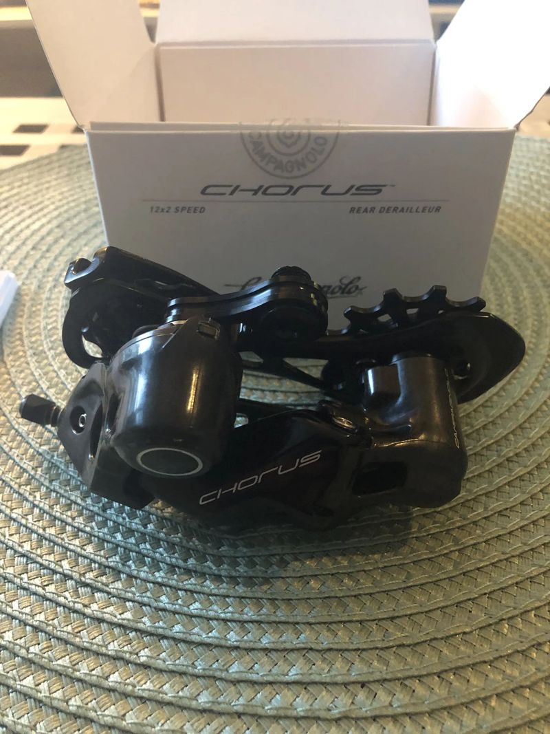 Silniční sada Campagnolo Chorus 12s