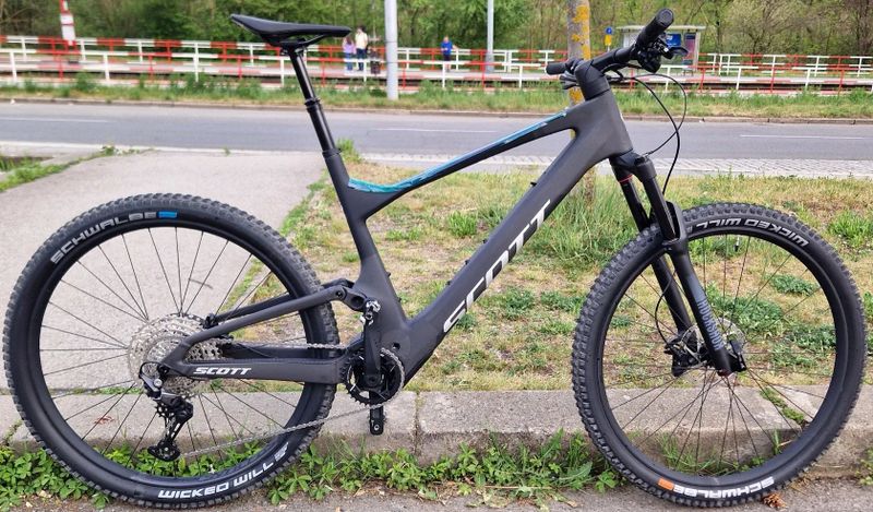 Scott Lumen eRide celoodpružené elektrokolo Zamluveno