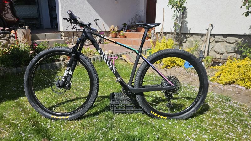 Canyon Exceed CF SLX 8