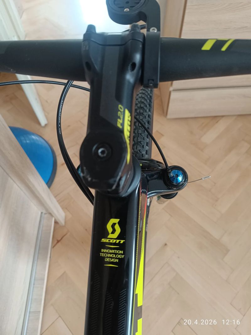 Scott SCALE 930