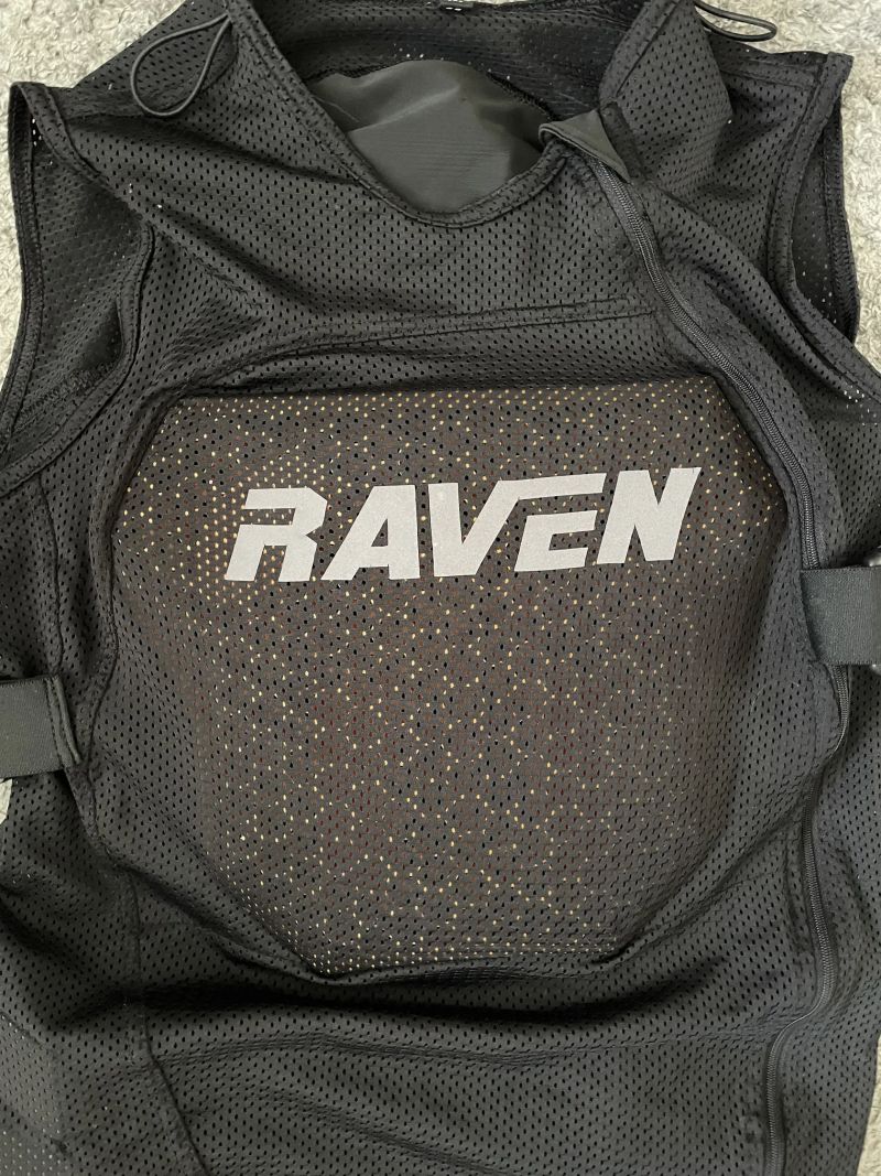 Raven ochranný paterak na kolo