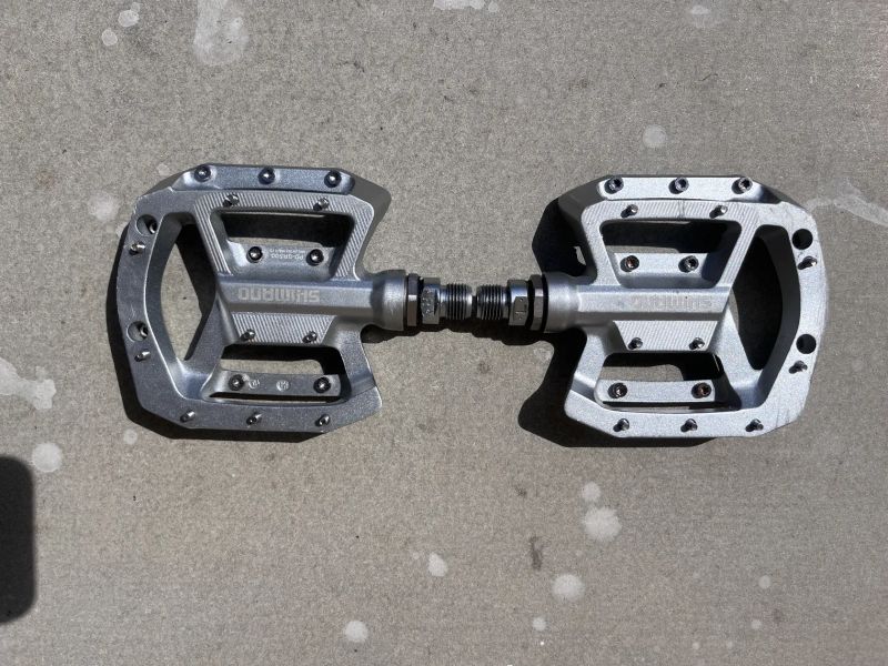Pedaly SHIMANO PD-GR500 - platformy