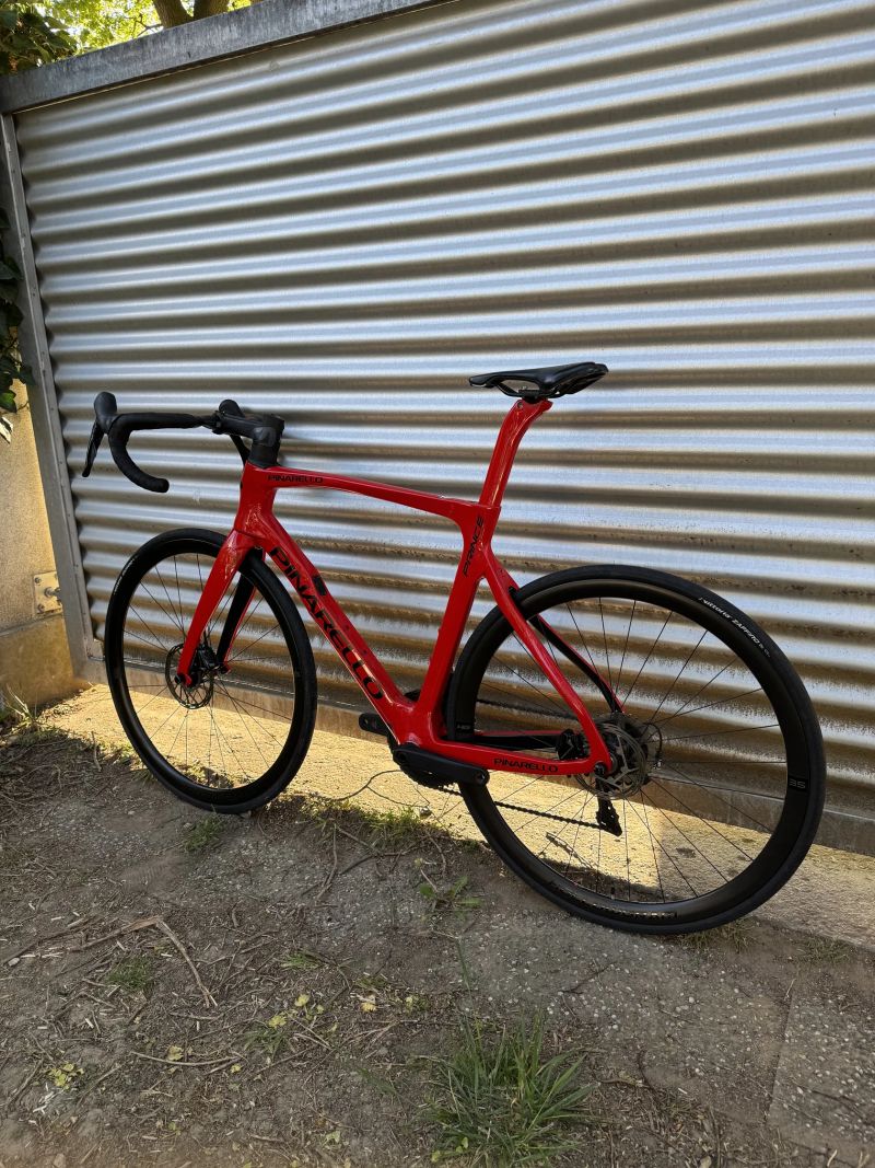 Pinarello Prince - DURA-ACE, WATTMETR, KARBONOVÉ RÁFKY