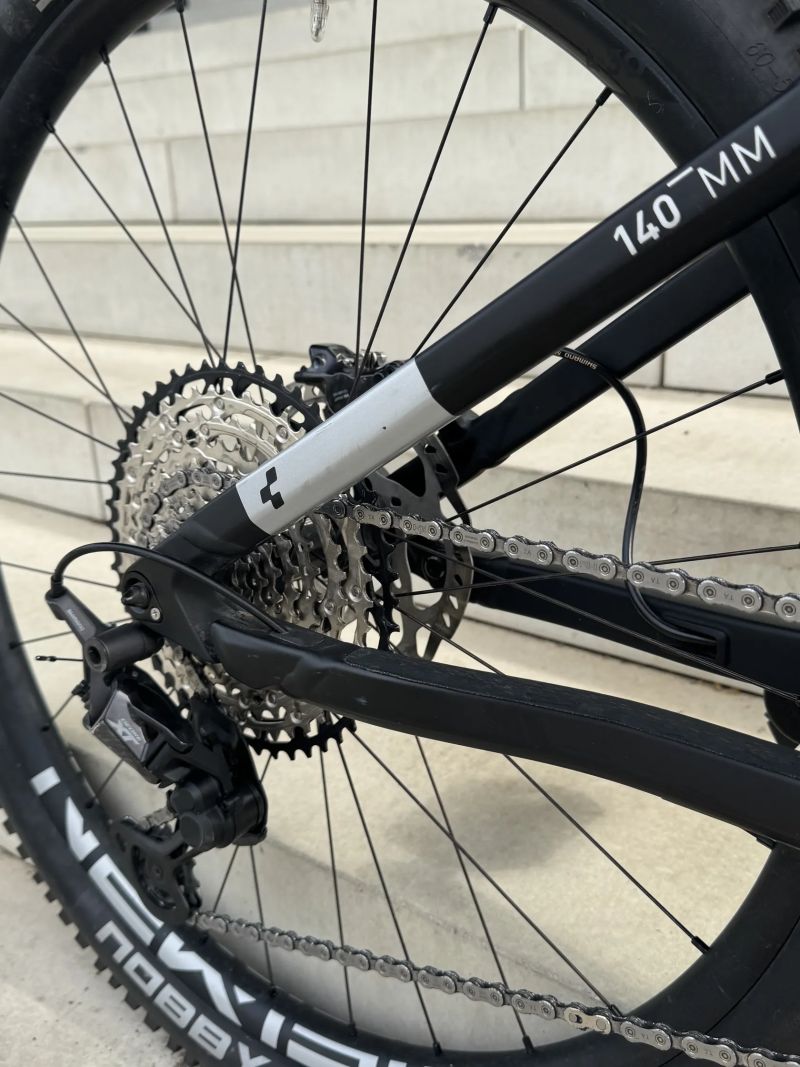Cube Stereo 140 SL RACE, 27.5",Velikost M Karbon