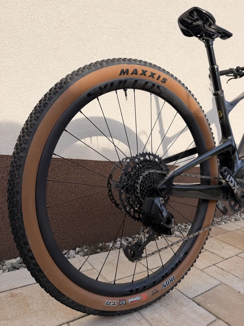 Scott SCOTT SPARK ST 900 TUNED