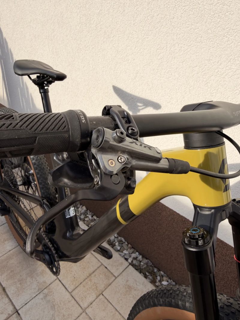 Scott SCOTT SPARK ST 900 TUNED