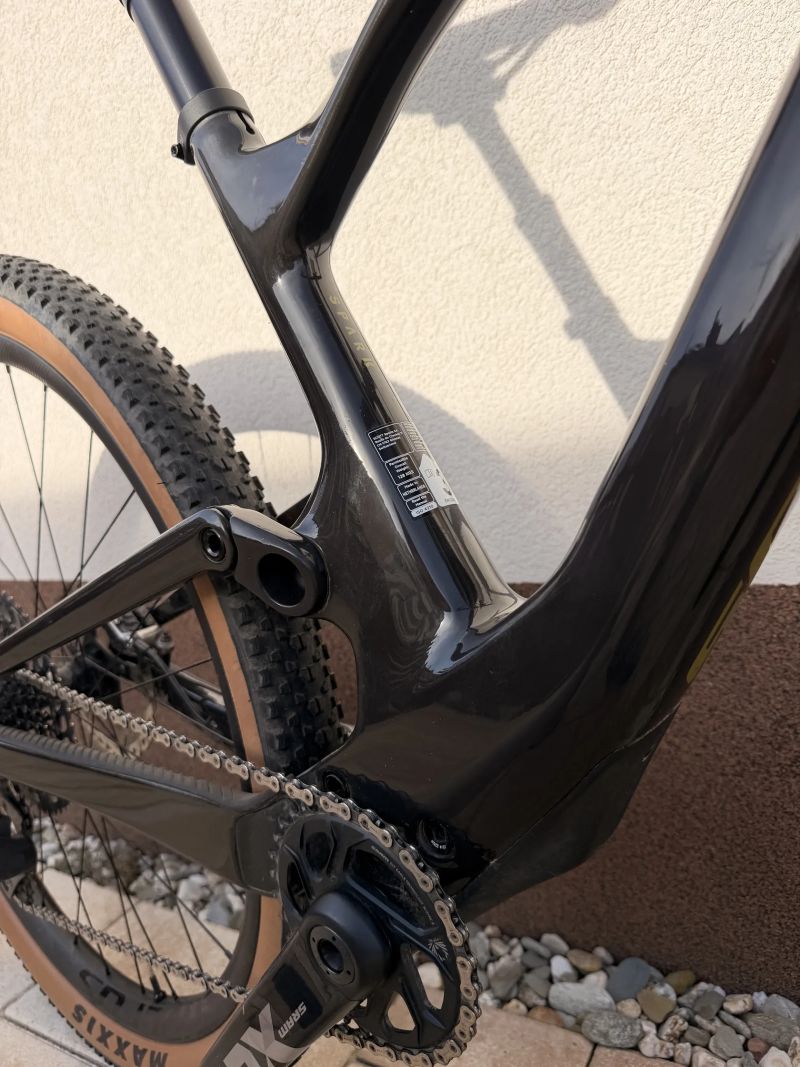 Scott SCOTT SPARK ST 900 TUNED