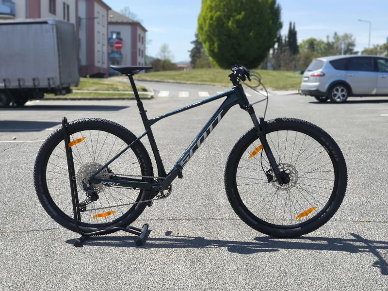 !!!NOVÝ!!! Scott Scale 935, Shimano Deore, teleskop. sedlovka. vel. L