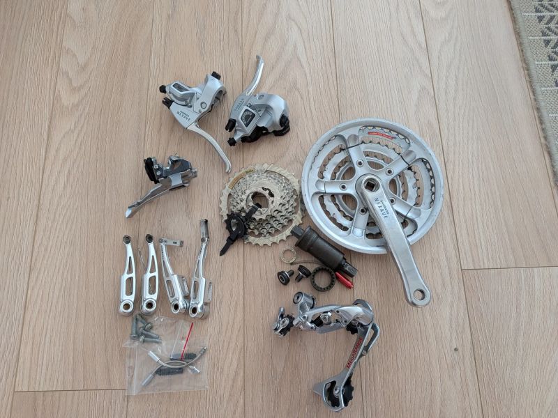 Prodám trekovou sadu Shimano Nexave