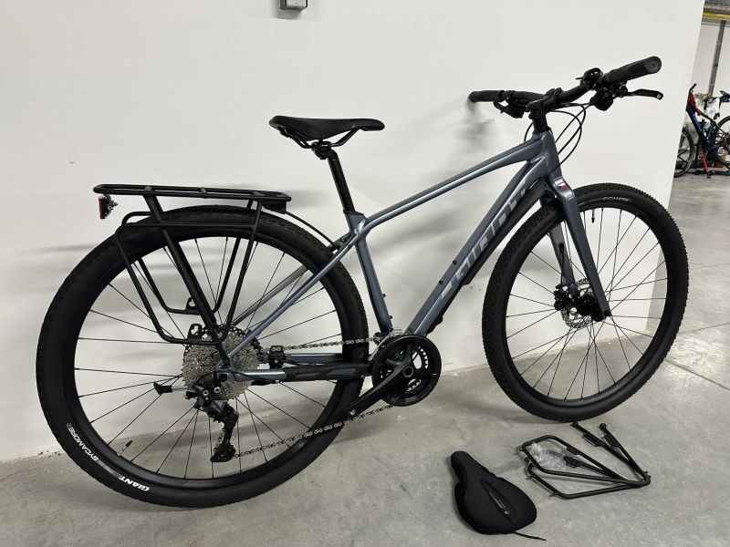Giant ToughRoad SLR 1, téměř nejetý, expediční 
