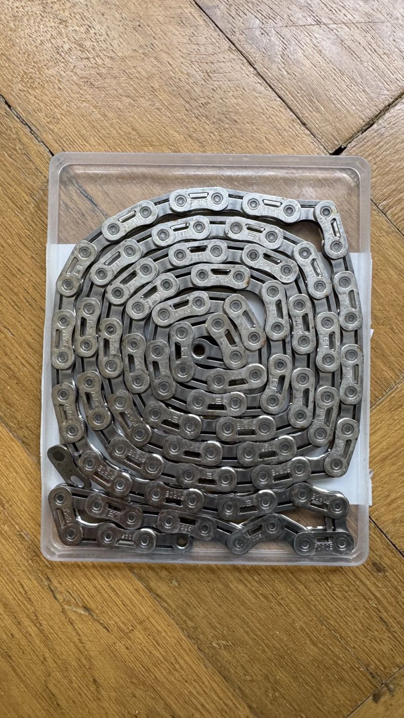 Řetěz SRAM Force E1 Flattop 126č 12s — voskovaný, 1000 km