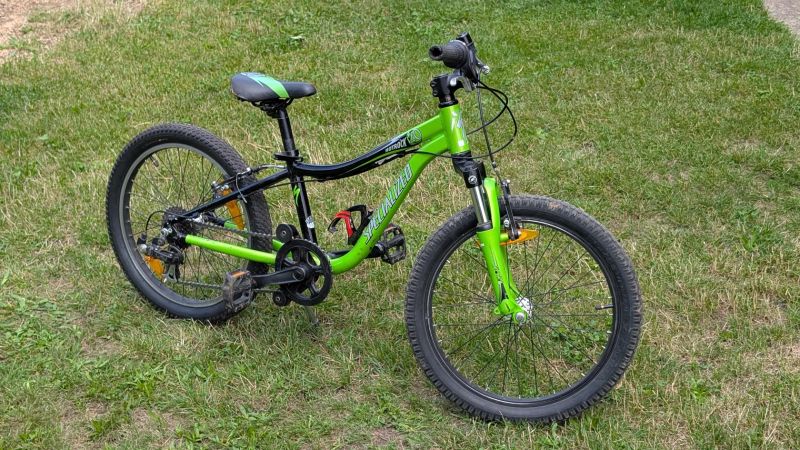 Dětské kolo Specialized Hotrock 20"