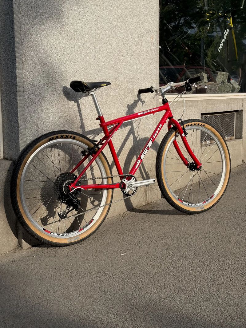 GT Outpost Trail (restomod stavba) - S/M