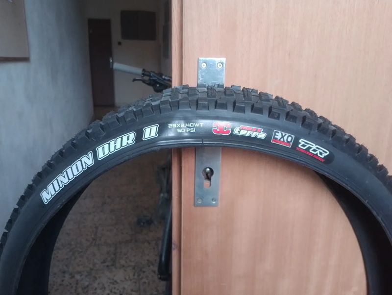 Maxxis Minion DHR 2 29x2.4 