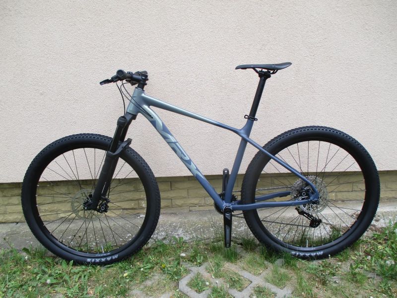 Nové lehké 29" kolo MRX ER25 19,5", vidlice Manitou Machete air, Shimano Deore 1x12, BOOST pevné osy