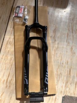 RockShox Pike Select Charger RC Debon Air+ 29"