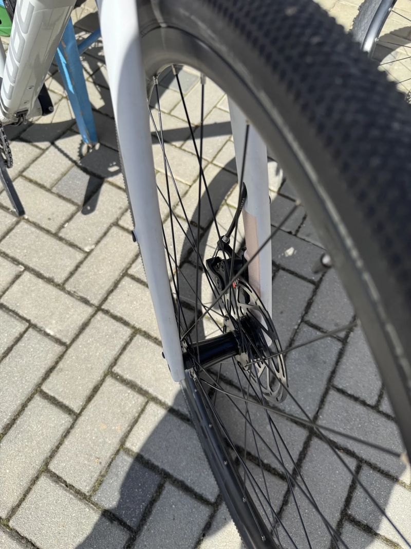 Cube Nuroad WS LIGHT GREY ROSE 2023 