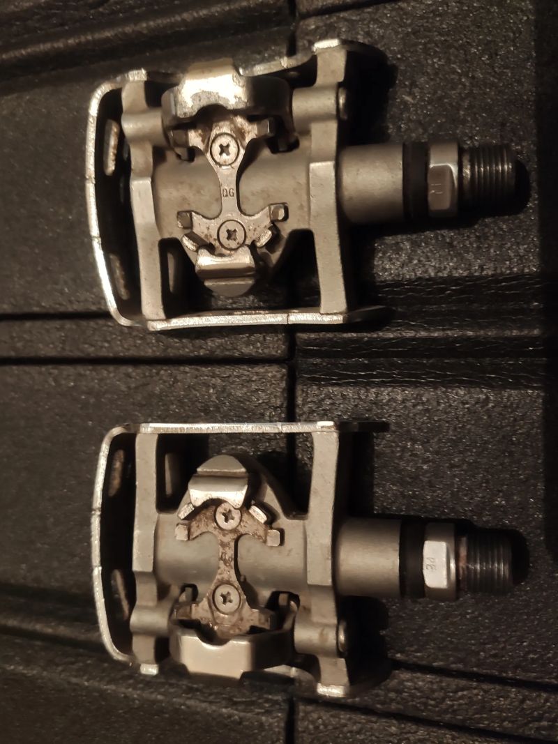 Pedály Shimano PD-M324