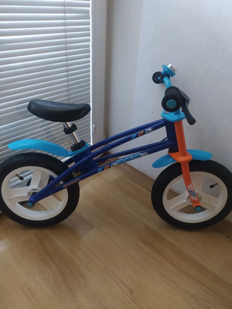 Genesis dětské odrážedlo 