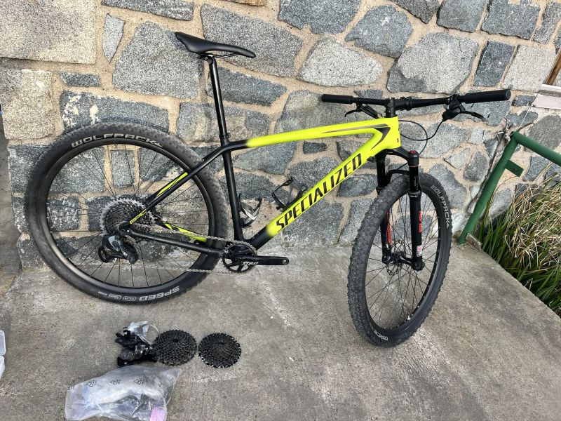 Specialized Epic HT Expert - XX1 AXS (45k), Roval Control Carbon, SID Brain