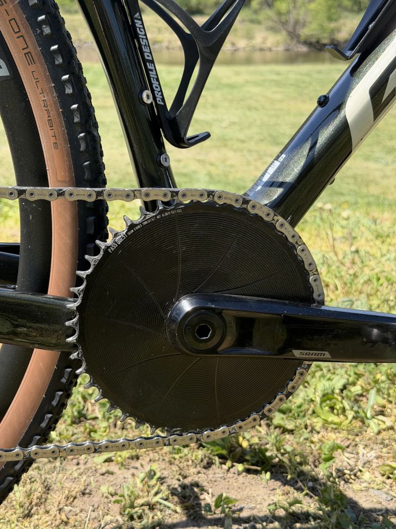 Gravel - Giant Revolt - Sram Rival eTap - Custom