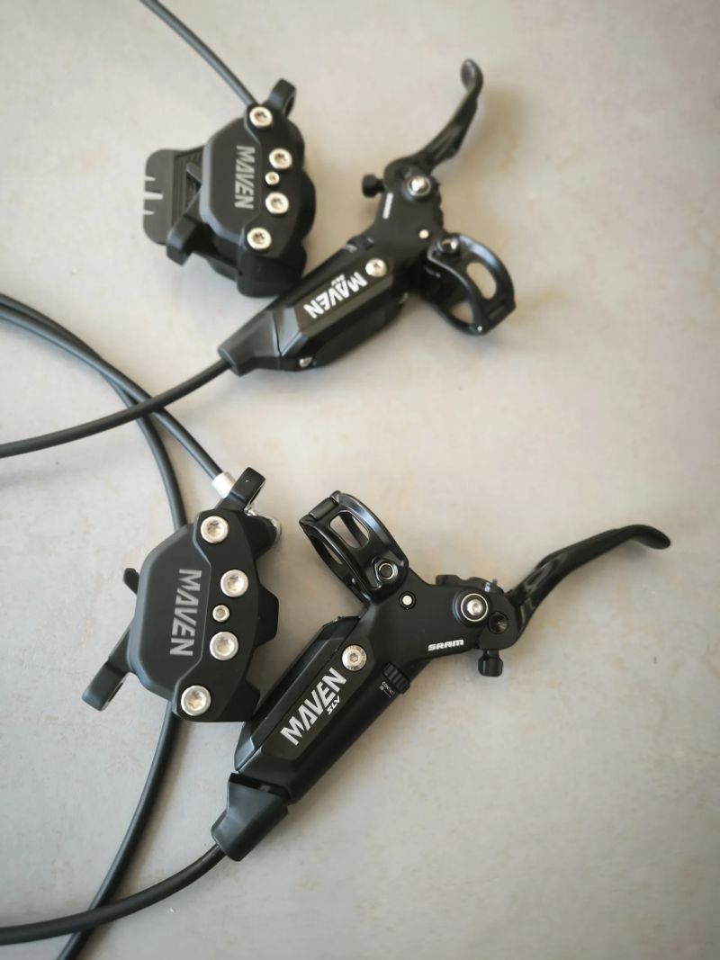 Brzdy sram maven silver 