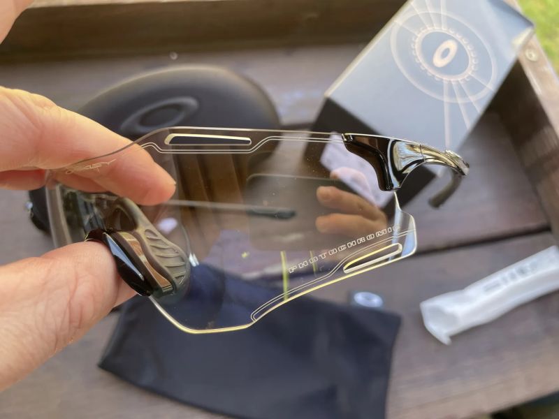 Oakley Cybr Zero Polished Black/Photochromic 
