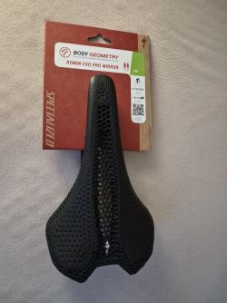 Sedlo Specialized Romin Evo Pro Mirror black 155 mm
