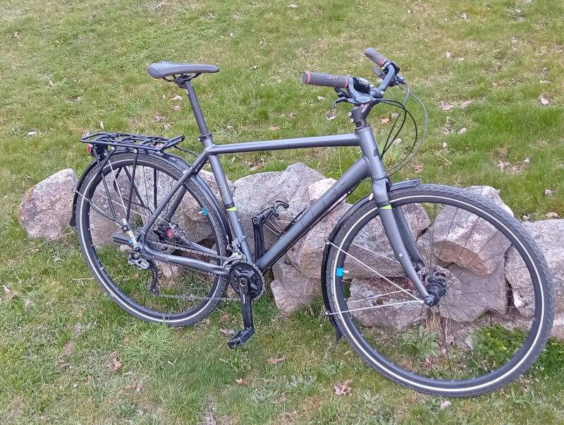 Cestovní kolo Cube Touring