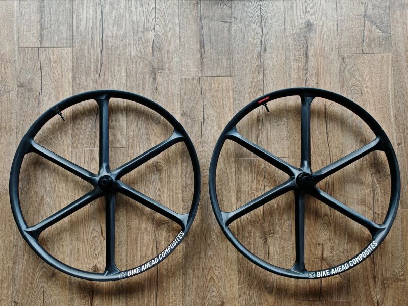 karbonová loukoťová kola Bike Ahead Composites BiTurbo RSX 29er, XD