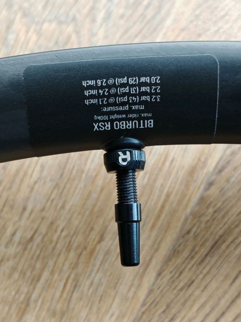 karbonová loukoťová kola Bike Ahead Composites BiTurbo RSX 29er, XD
