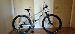 ✨KTM Myroon Pro 29" - Karbon - Velikost M - Shimano 12s✨